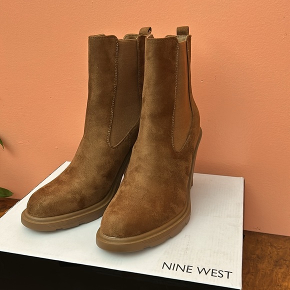 Nine West Ream2 Chelsea Heeled Booties Women’s Size 9.5 - Picture 8 of 9